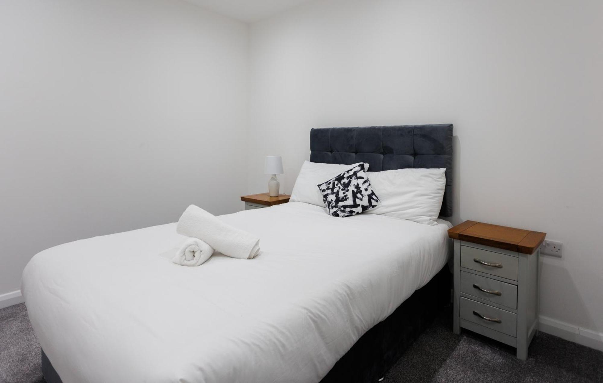 Charming 2b Heart Of Apartment